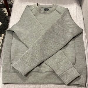 Uniqlo Gray Activewear Crewneck Sweater